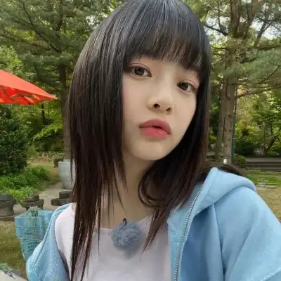 隗逸馨